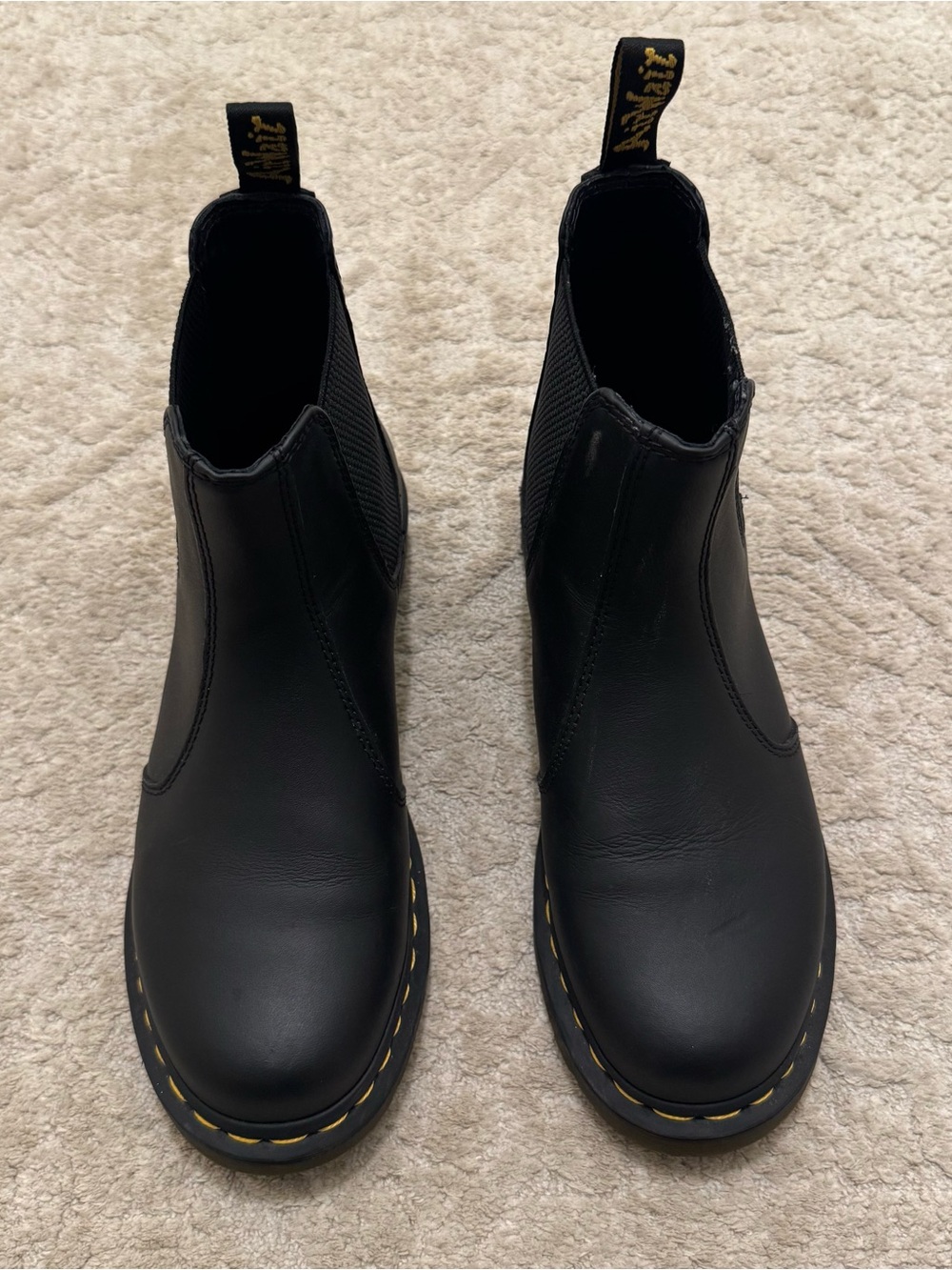 Dr. Martens Chelsea Boots Women’s 10